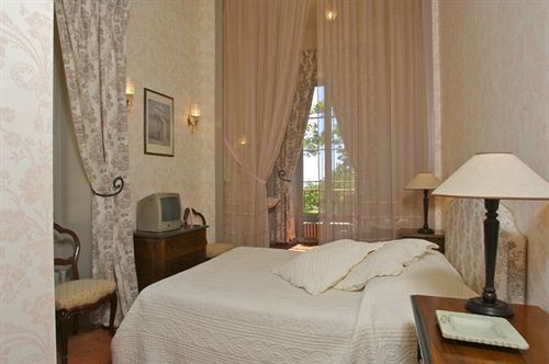 Hotel Chateau Juvenal Saint-Hippolyte-le-Graveyron Exterior foto