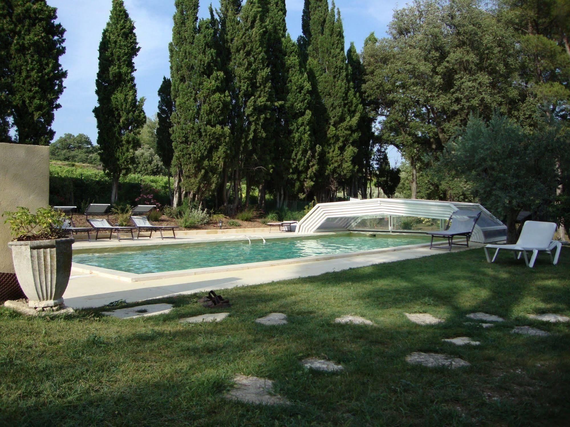 Hotel Chateau Juvenal Saint-Hippolyte-le-Graveyron Exterior foto